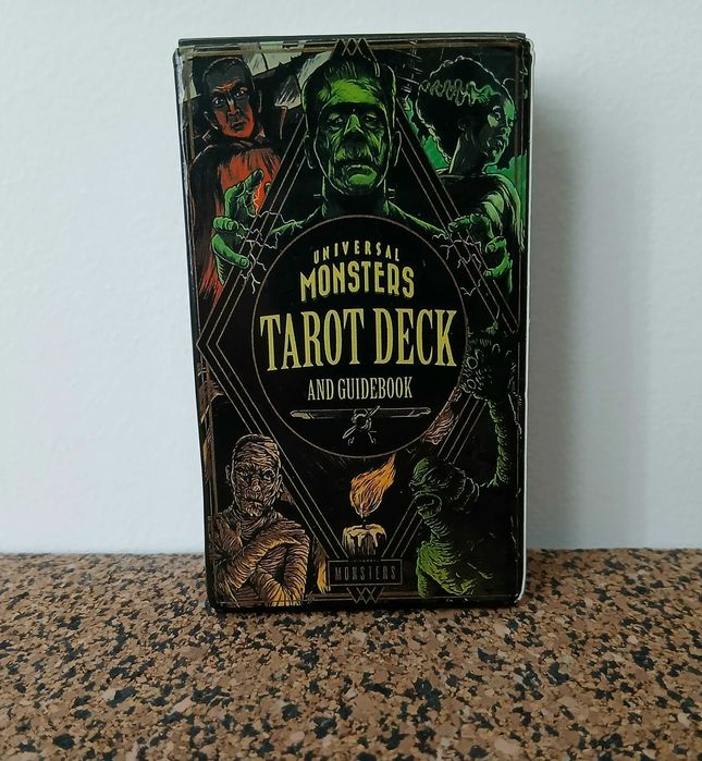 Tarot - Universal Monsters Tarot Deck