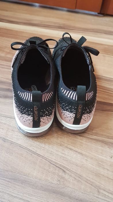 Buty damskie Skechers Air-Cooled Memory Foam rozm.41