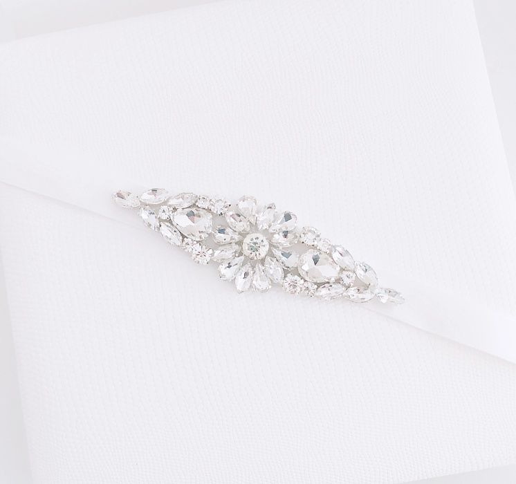 Pasek biżuteryjny PIWONIA pas do sukni ślubnej wieczorowej kryształki