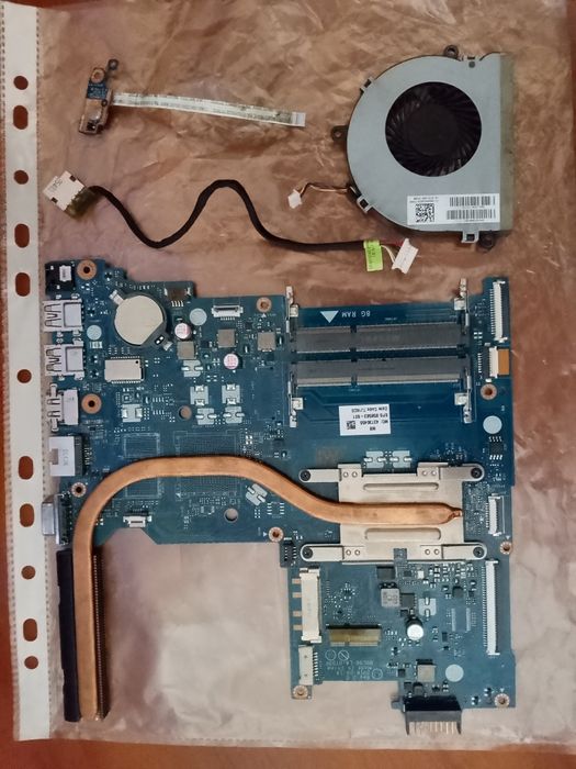 Материнская плата HP LA-D703P i3-5005U (рабочая)