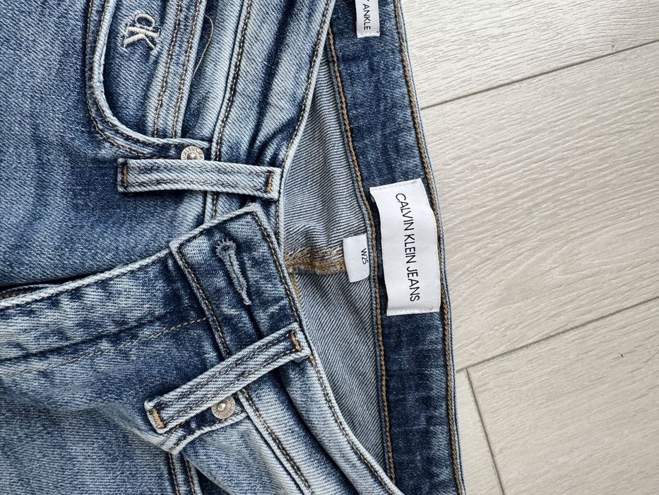 Джинси Calvin Klein 25 розмір
