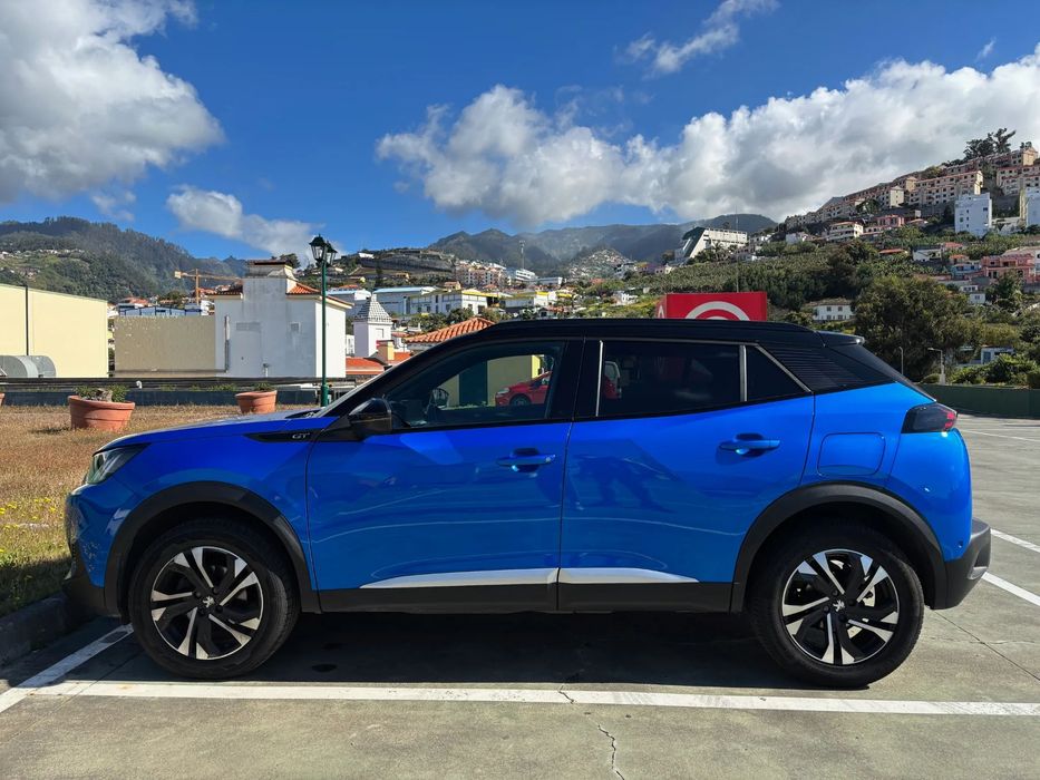 Peugeot 2008 1.2 PureTech GT EAT8