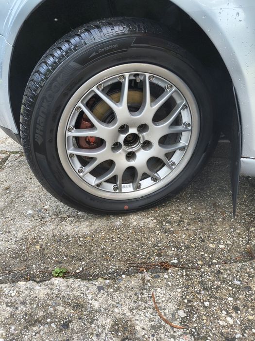 Sprzedam komplet oryginalnych felg BBS 16" z praktycznie nowymi oponami Hankook