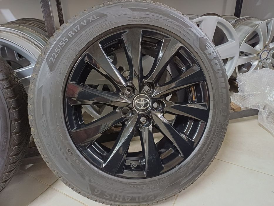 диски 5 114.3 17 Toyota original, Lexus