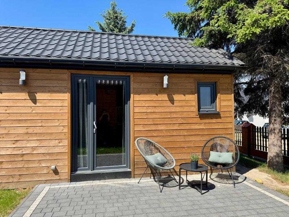 Domki Piotrowice – 5 min do Energylandii, sauna & jacuzzi!