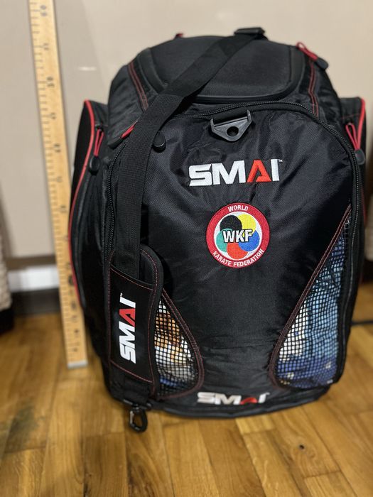 Спортивно тренувальна сумка рюкзак SMAI WKF