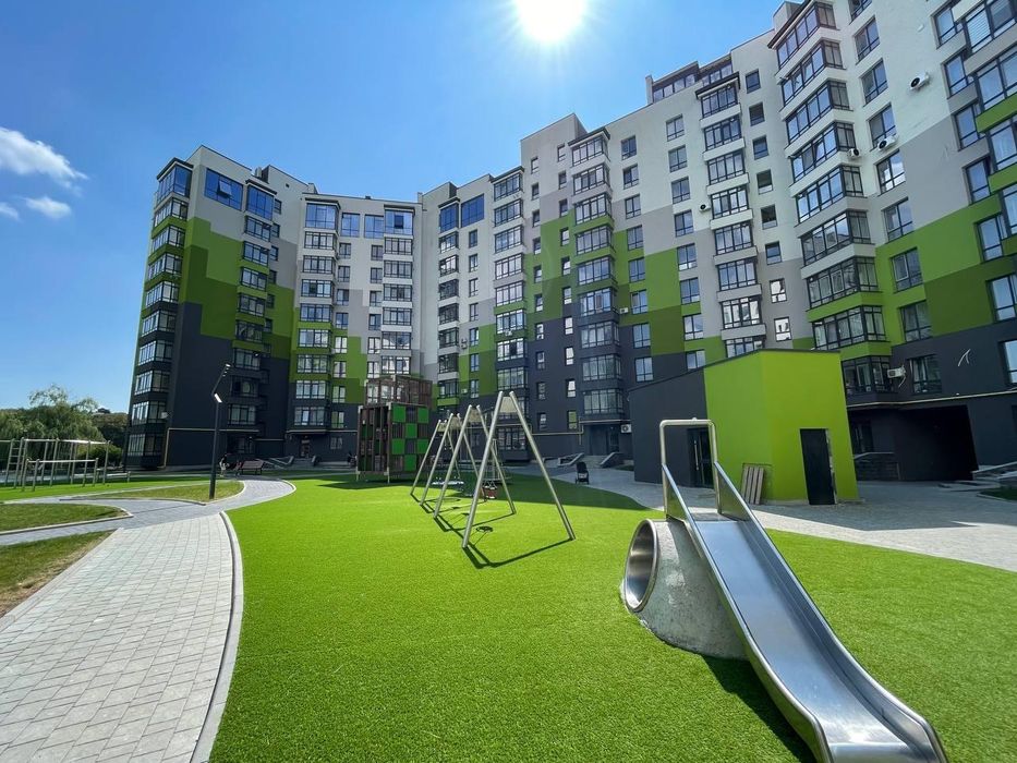 Продам квартиру біля озера