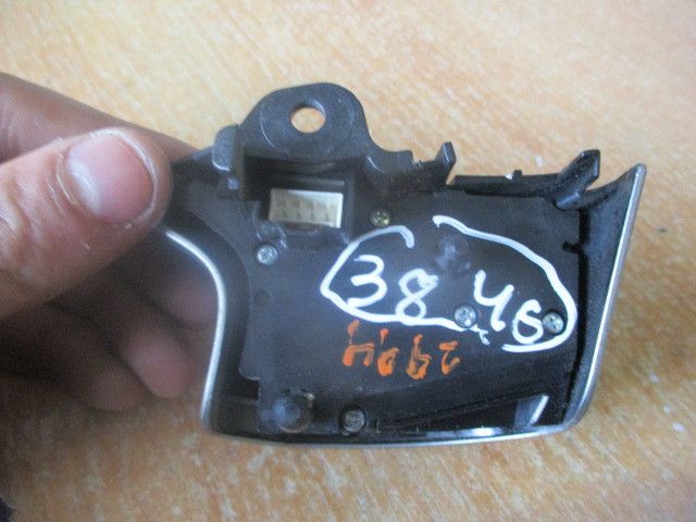 Comando / botão / interruptor multifunções TOYOTA Auris Hatchback (_E1