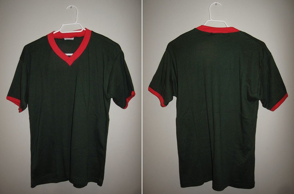 T-Shirts - Novas e Usadas