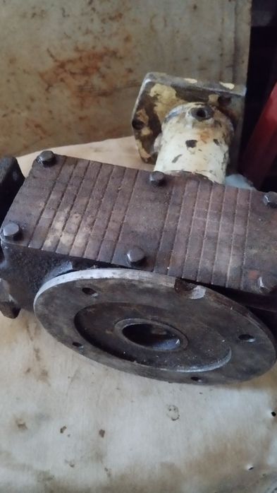 Електродвигун 2.2квт і тп.