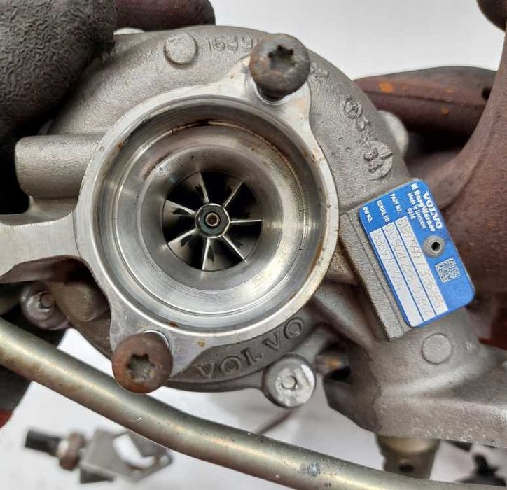 Turbina Kolektor BITURBO VOLVO V40 II D4 2,0D