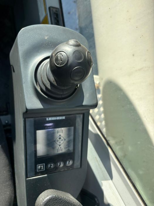 Кран Liebherr LTM 1055-3.2 2011.