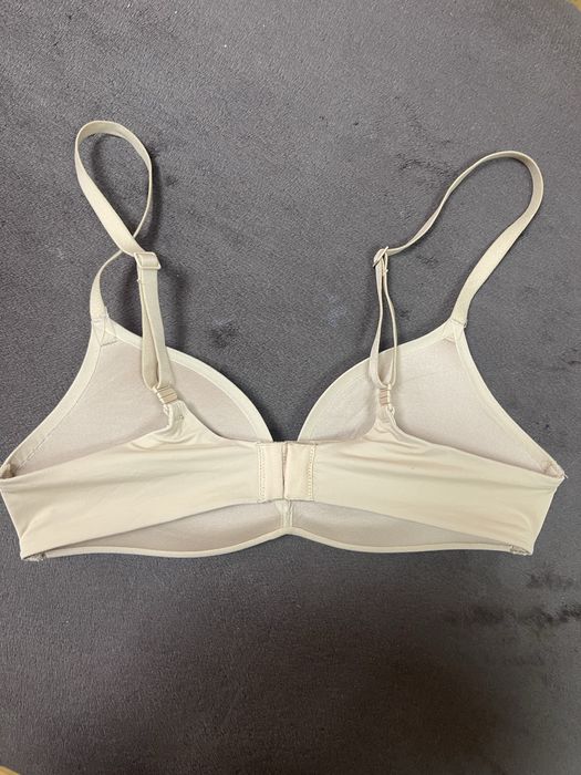 Продам топік- бюстгалтер Calvin Klein