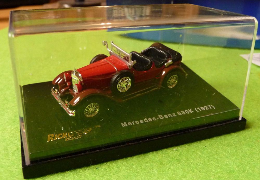Excelente Miniatura Mercedes escala 1:87 RICKO HO