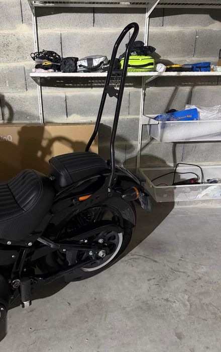Sissy Bar King/Passenger Backrest 25" Detachable Luggage Rack for Harley-Davidson Softail Street Bob - Black