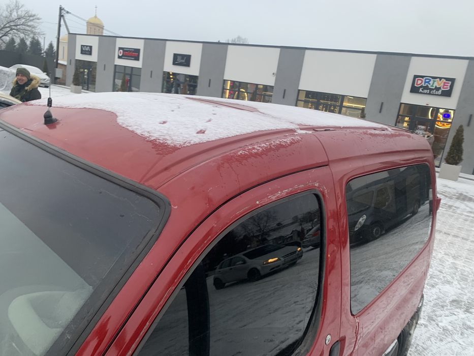 Пежо Партнер.