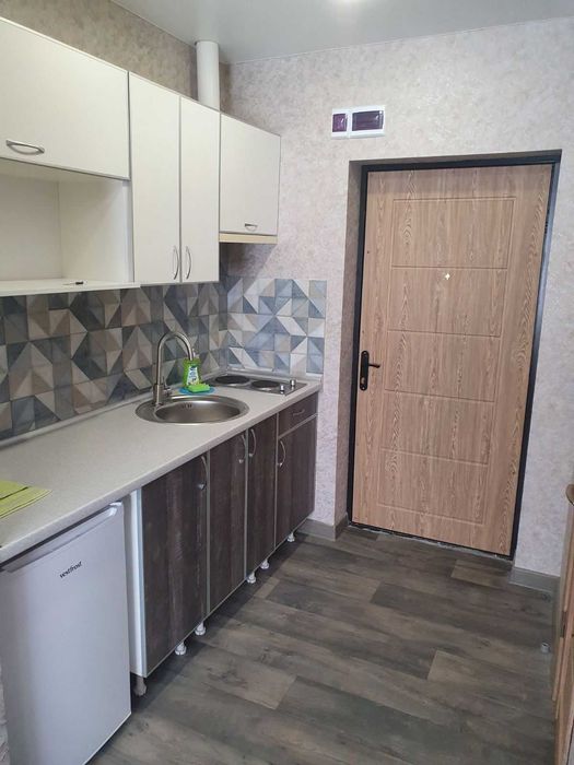 Новострой, 1 этаж,  ЮЖД, Центр. 600 грн в сутки