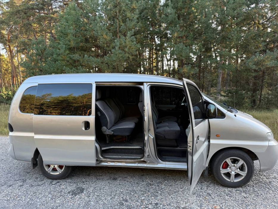 Продам Hyundai H-1