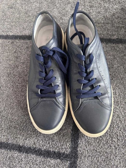 Sapatos de Couro Nº 41 – Como Novos