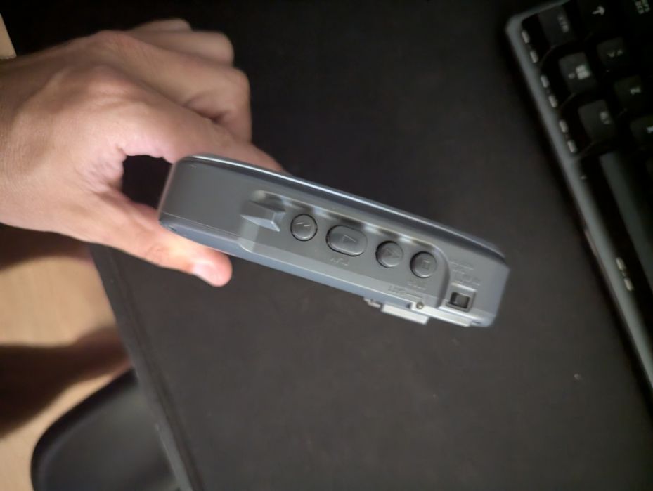 Walkman Sony WM-FX173