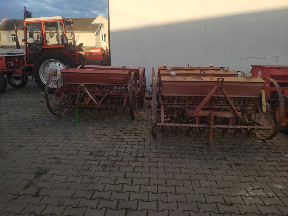 Сівалка сіялка сеялка чудовий стан 13 15 17 23 25 27 лійок