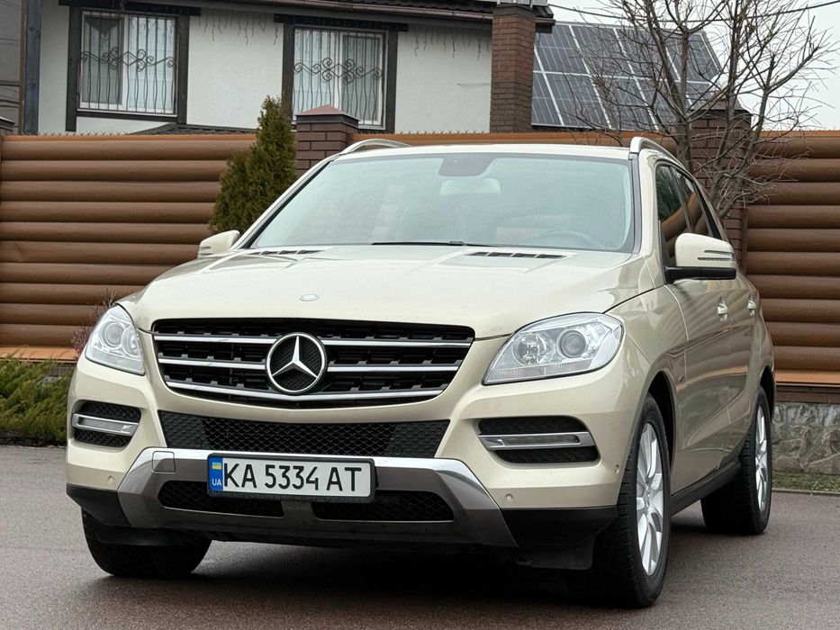 Mercedes-Benz M-Class 2011