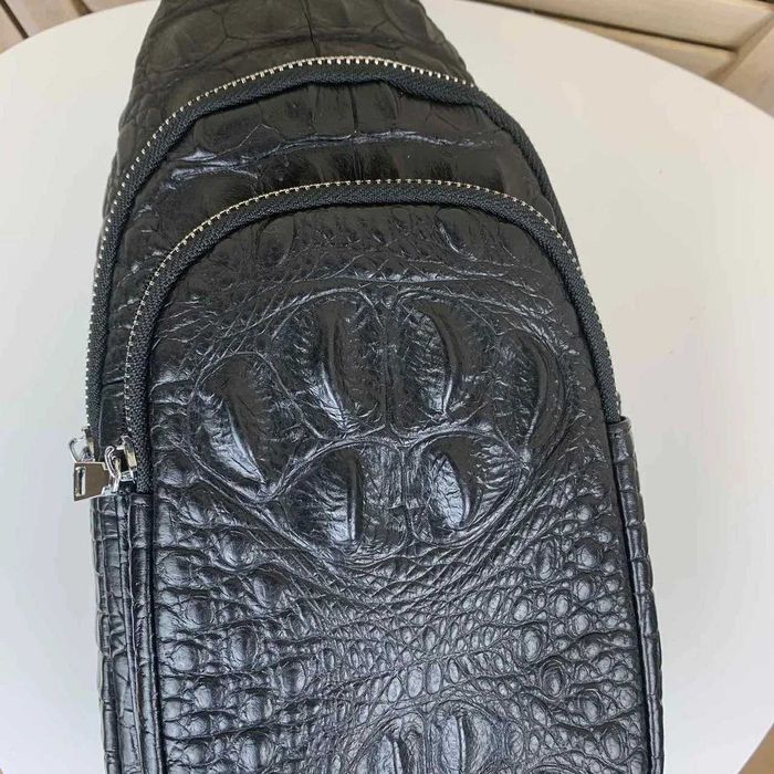 Мужская кожаная чоловіча шкіряна сумка барсетка бананка слинг из кожи