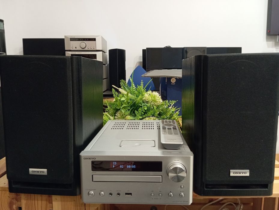 Wieża Onkyo DR-645 + głośniki D-N7BX + pilot RC798S