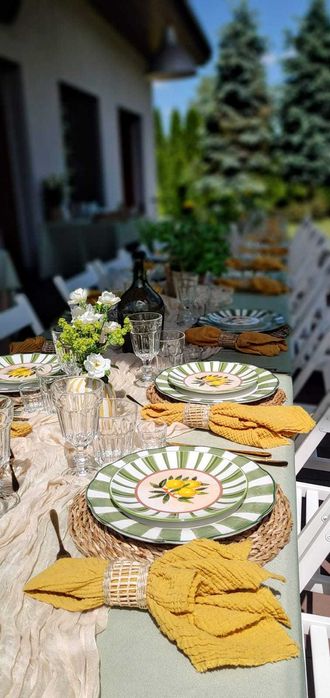 Wynajem namiotów,podłogi, stoły, krzesła, obrusy, zastawa, dekoracje