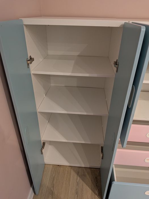 IKEA STUVA + biurko IKEA PAHL – komplet mebli do pokoju dziecięcego