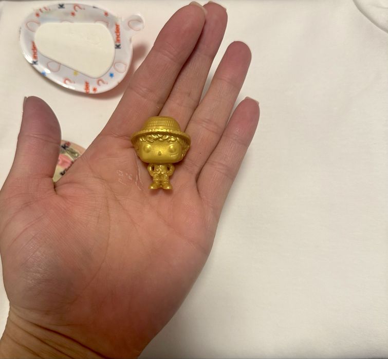 Kinder Joy One Piece Gold Luffy рідкісна фігурка