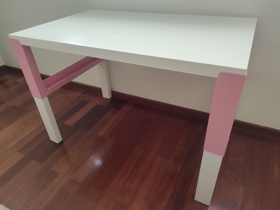 IKEA Pahl secretaria criança