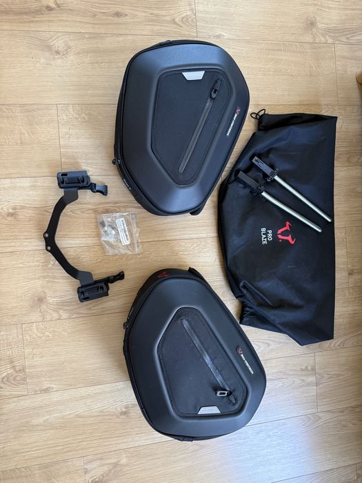 Sakwy tekstylne PRO BLAZE H SW-MOTECH z zestawem mocującym