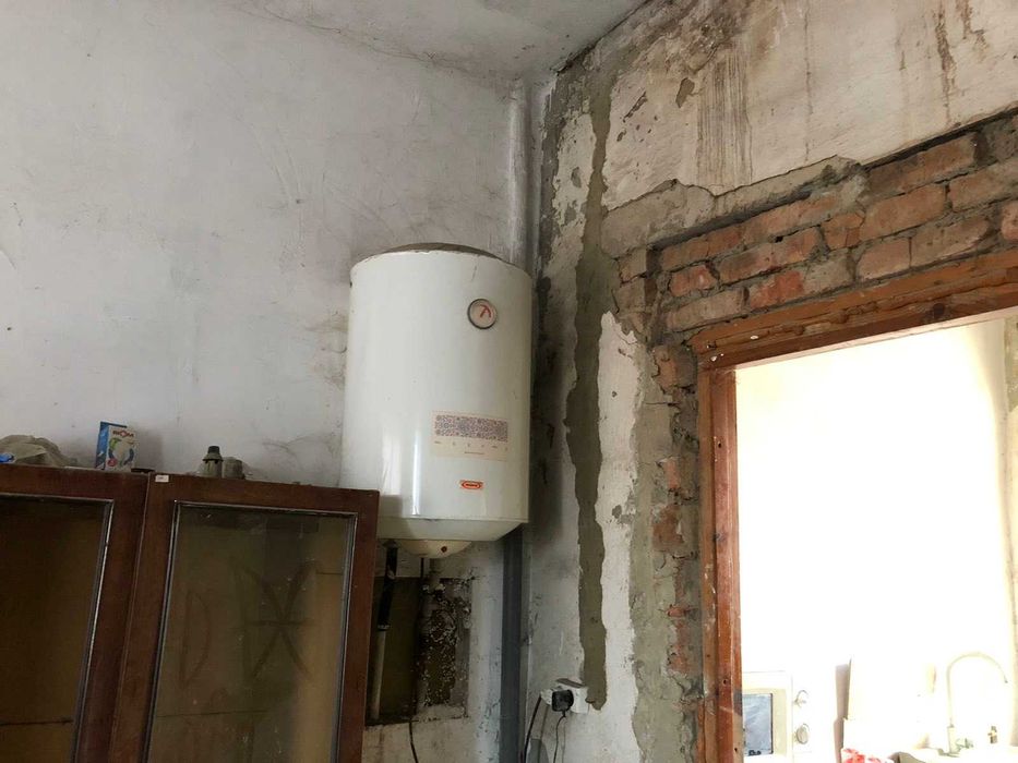 Продам комерційне приміщення (8387)