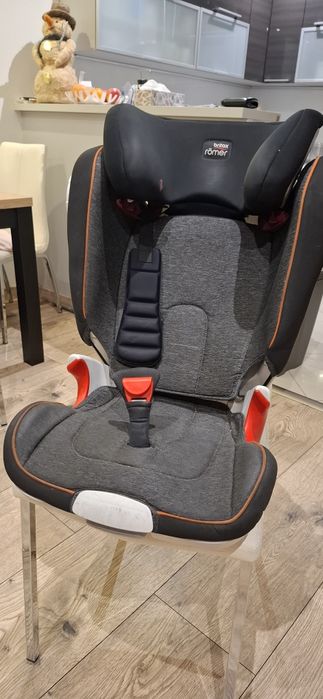 Fotelik Britax Römer Kidfix II XP sict 15-36kg