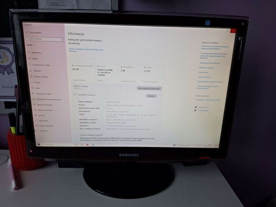 Komputer stacjonarny kompletny , monitor , głośnik,  klawiatura, mysz