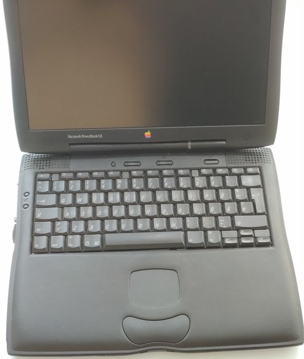 Retro Laptop Apple PowerBook G3