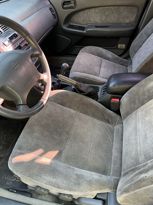 Продам або обміняю Nissan Maxima а32 не на ходу