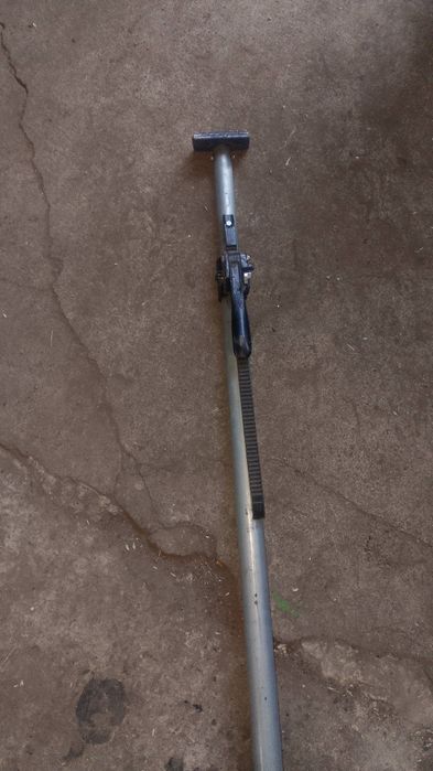 Распорка телескопическая для крепления груза