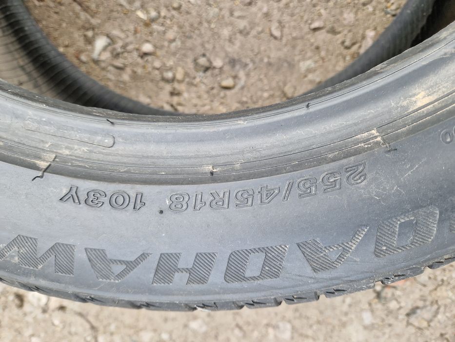 Opona letnia Firestone RoadHawk 255/45r18 (103Y)