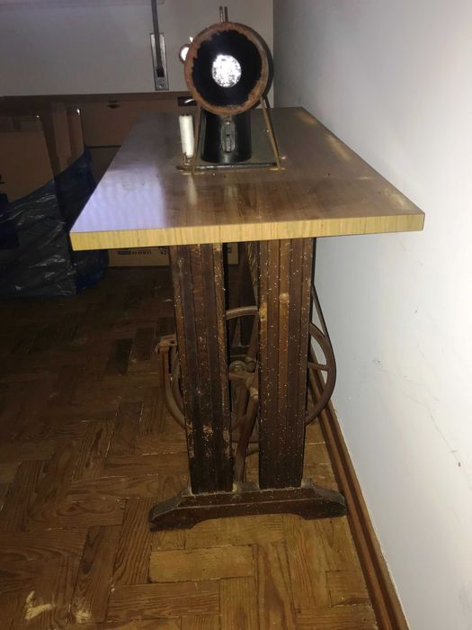 Máquina de Costura Clássica