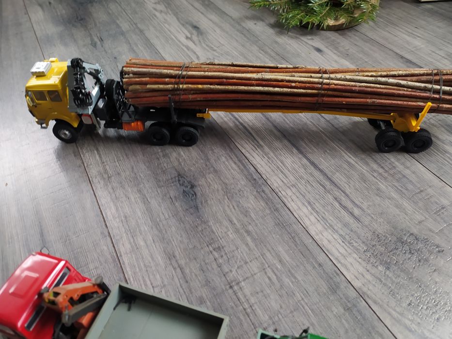Zabawki siku matchbox ixo