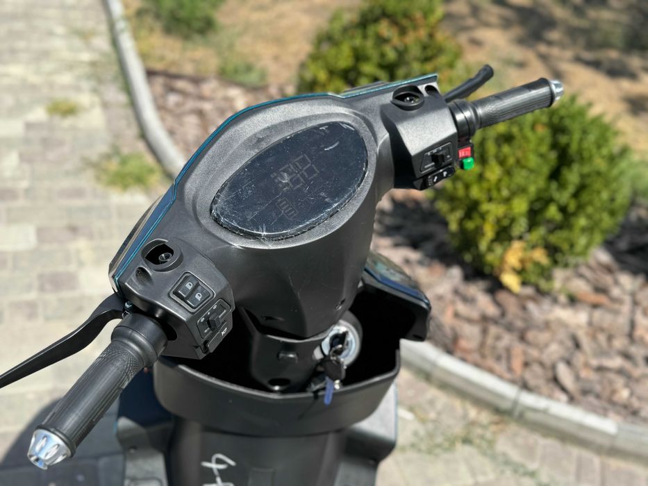 Електроскутер/мопед FORTE  2кВт