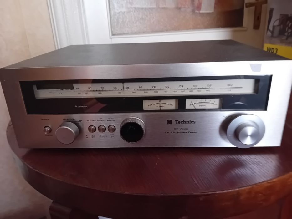 Tuner Technics ST-7600