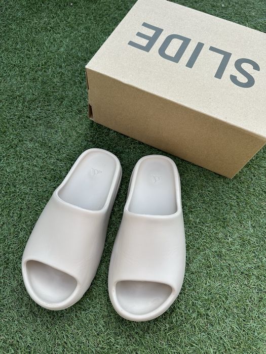 yeezy slide pure