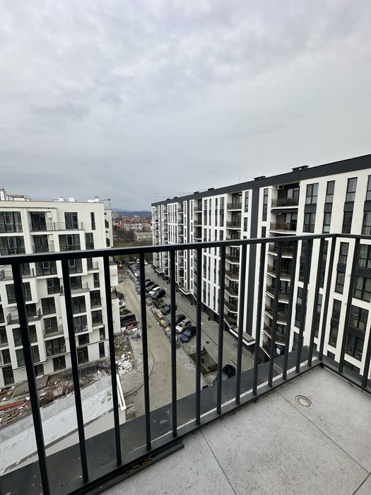 Продаж 2-ох кімнатної квартири з ремонтом  ЖК Б4 вул.Бабяка  Газ!!