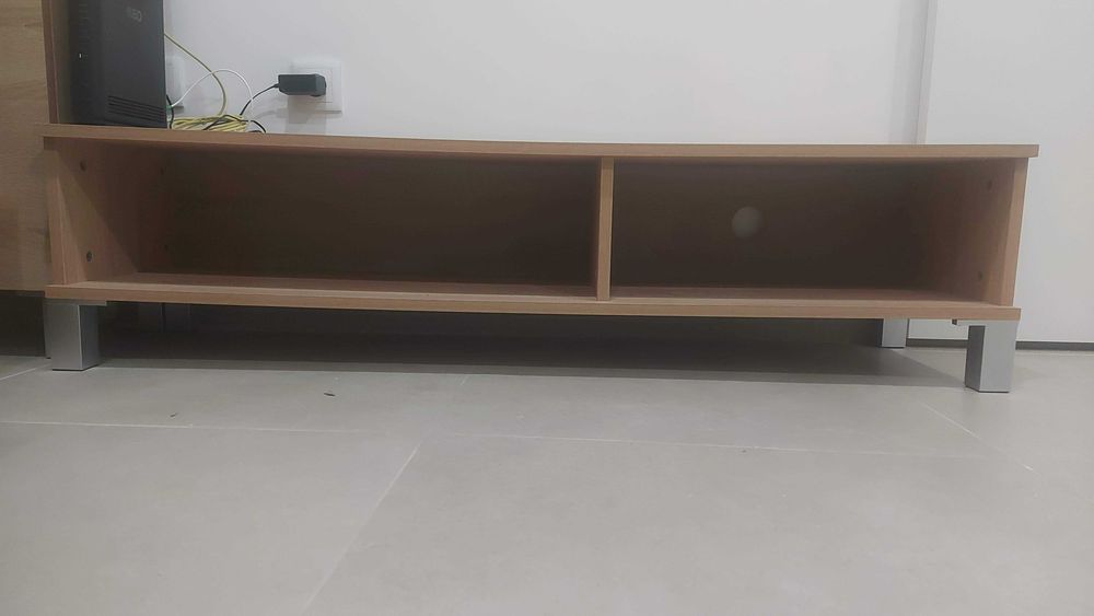 Móvel de TV para sala + estante de parede