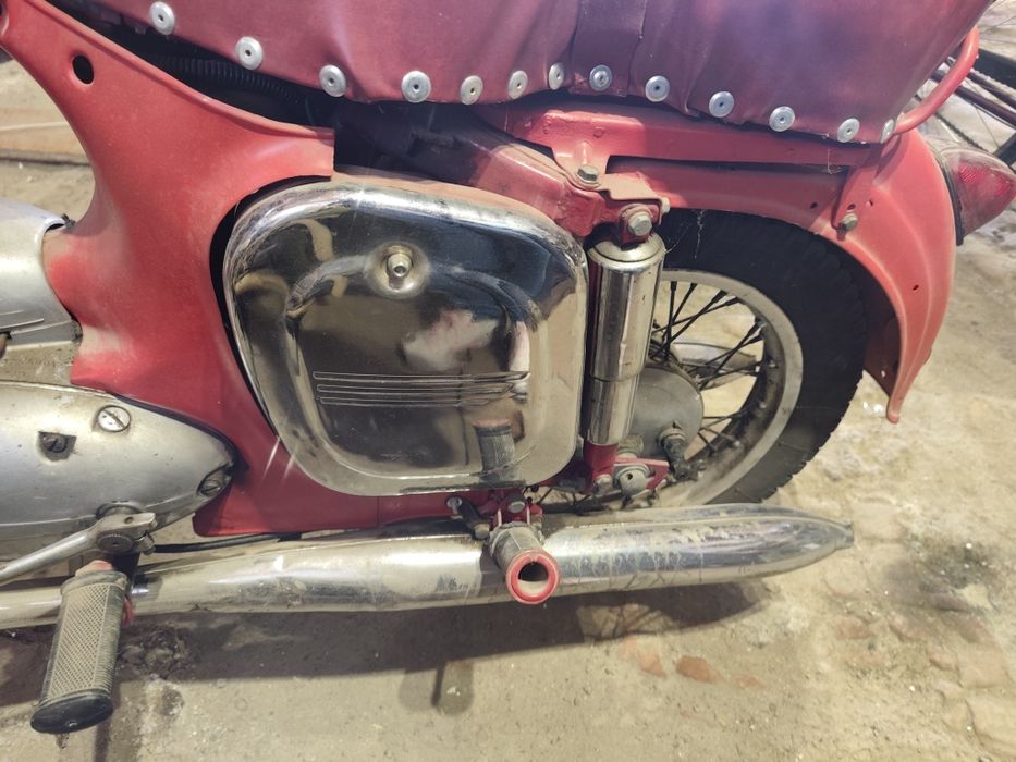 Jawa  1960 r. 353  Kiwaczka