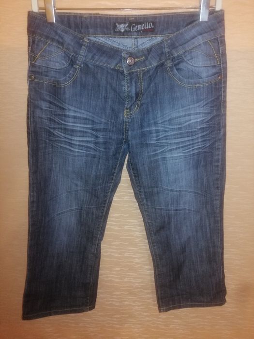 Jeansowe spodnie 3/4