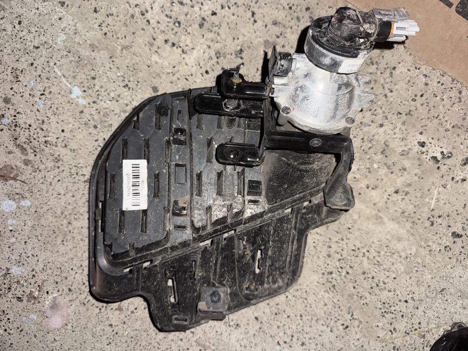 Kia Rio X-Line 2020 решітка протитуманної фари права